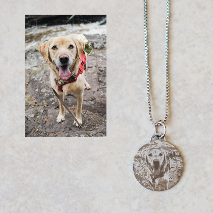 Circle Pendant Necklace - Engraved Dog
